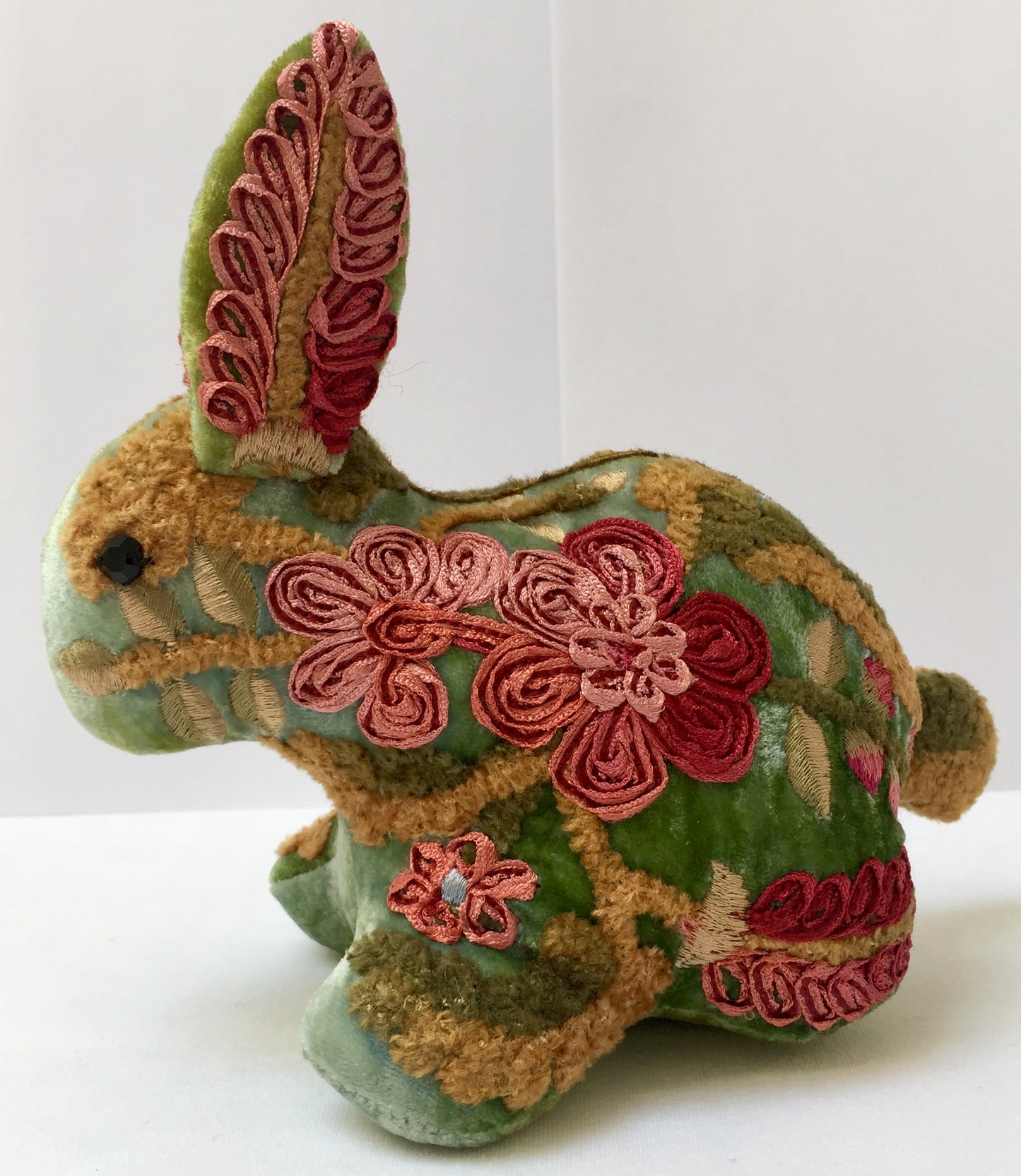 Anke Drechsel Hoffnung Hase Shaded Mint Bestickt Seiden Samt Grün