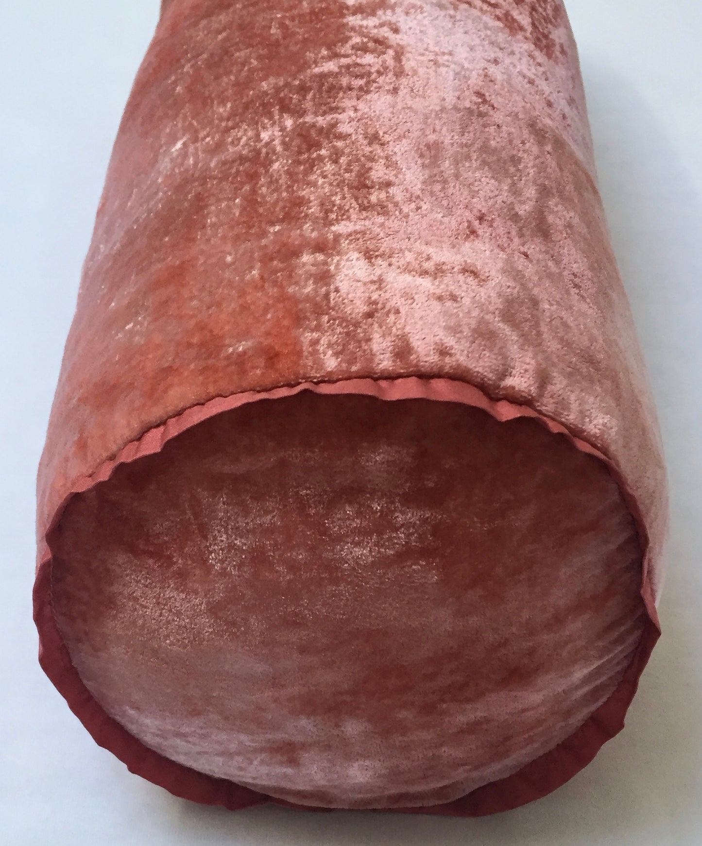 Anke Drechsel Bolster PLAIN Seide Border Shaded Rose Seiden Samt Rollkissen
