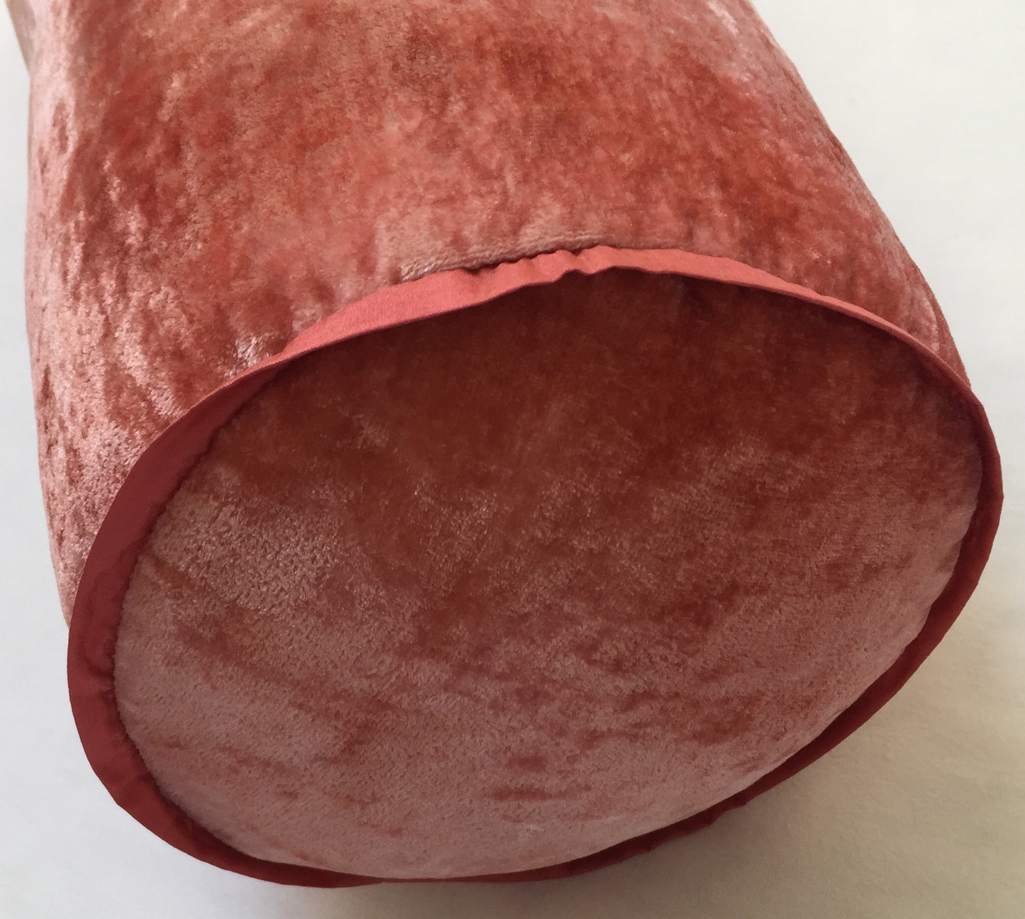 Anke Drechsel Bolster PLAIN Seide Border Shaded Rose Seiden Samt Rollkissen