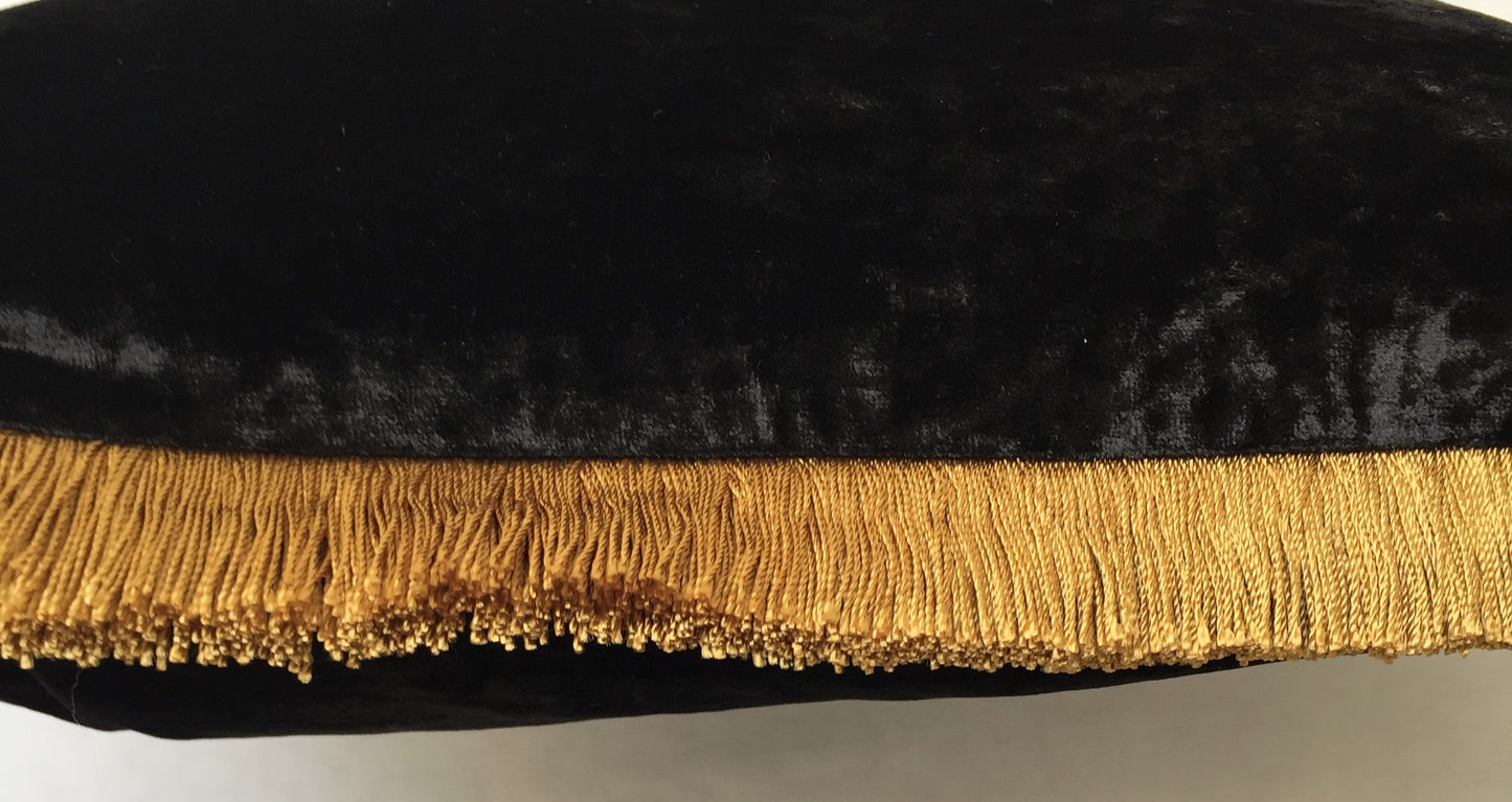 Anke Drechsel Kissen PLAIN Gold Franzen Schwarz Seiden Samt