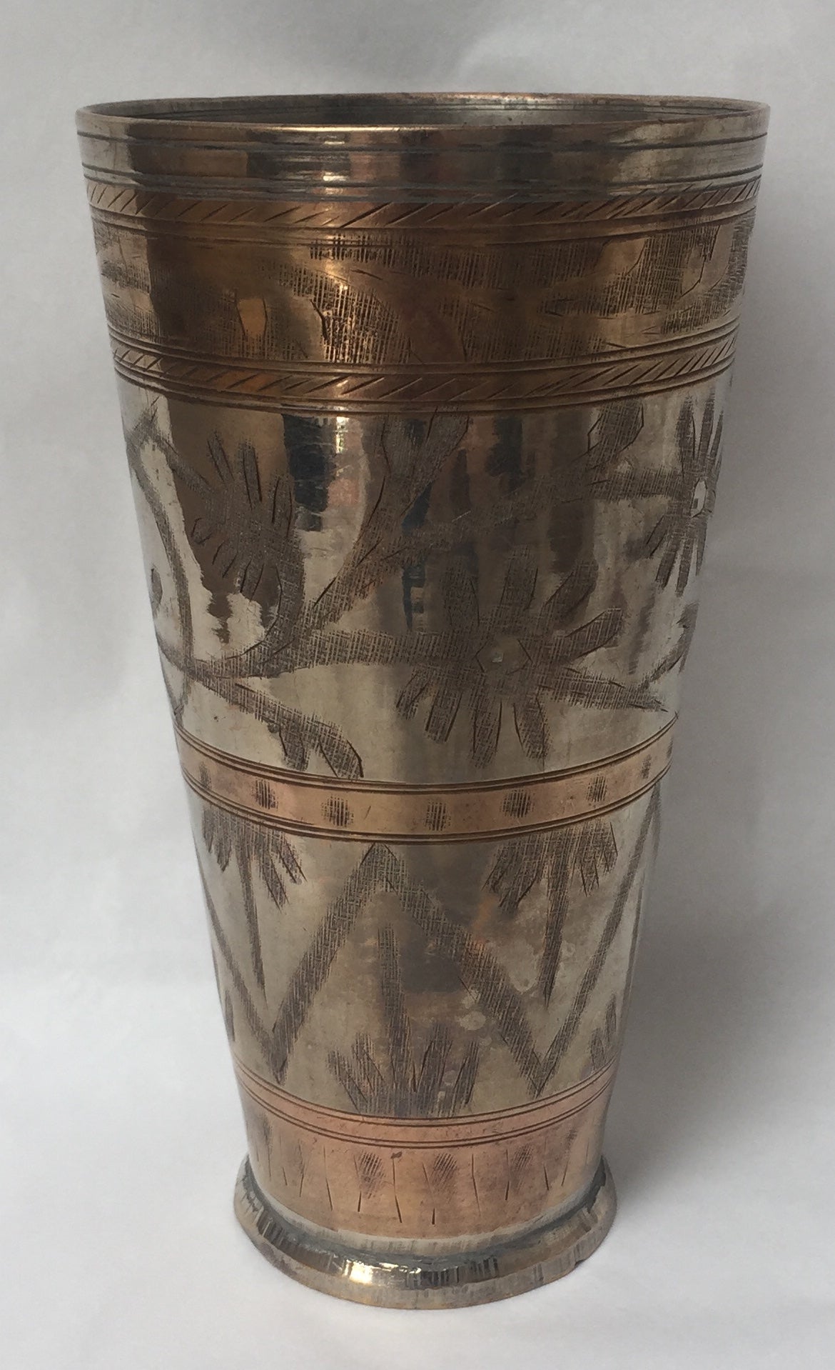 Becher Alte Messing Vase Wasserbecher Stiftbecher Silber Gold Gravur Handarbeit