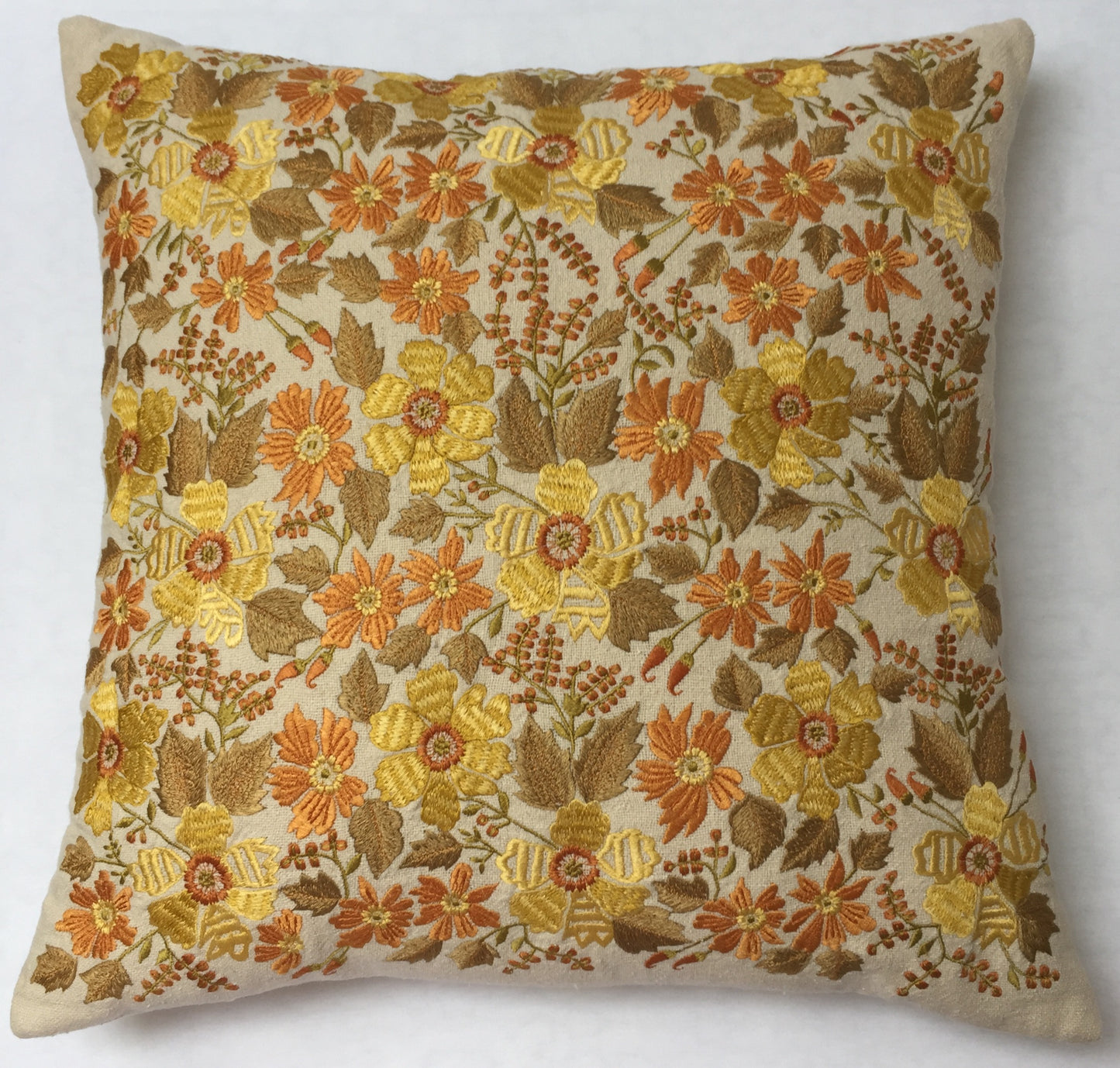 Anke Drechsel Kissen MABEL Yellow Bestickt Tussah Seide Gelb