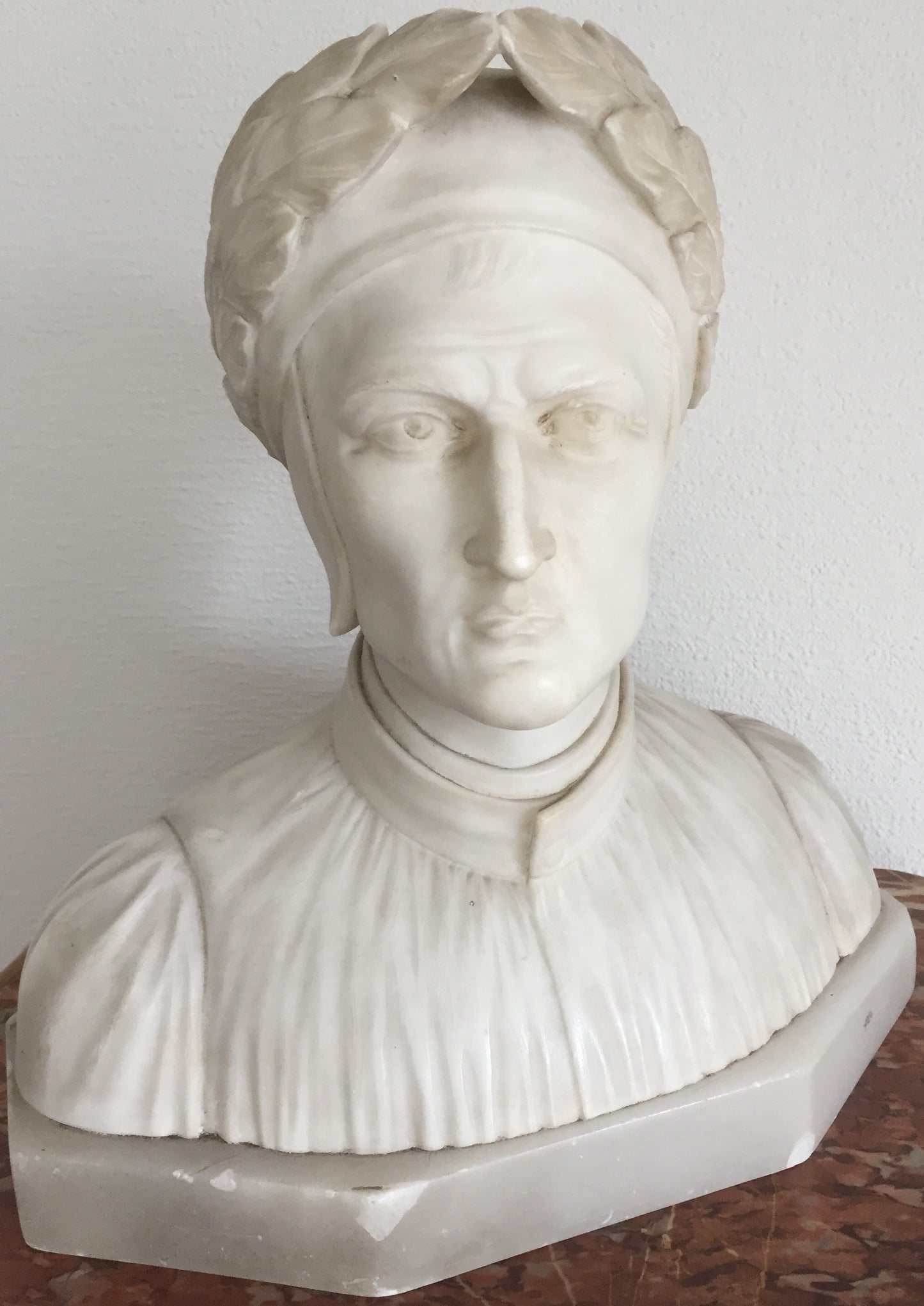 Büste Skulptur Dante Alabaster Marmor von Künstler Currini signiert 20.Jahrhundert