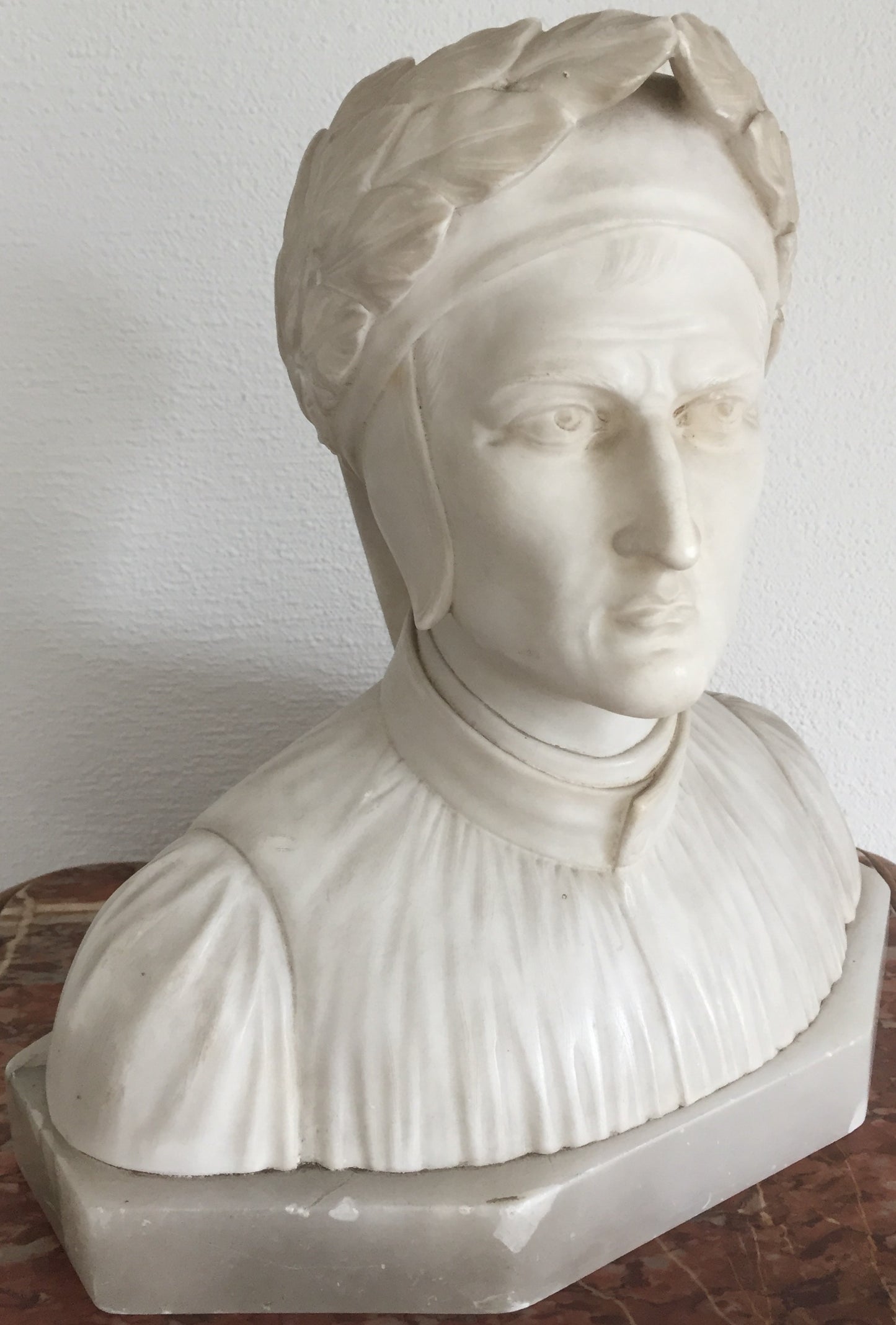 Büste Skulptur Dante Alabaster Marmor von Künstler Currini signiert 20.Jahrhundert
