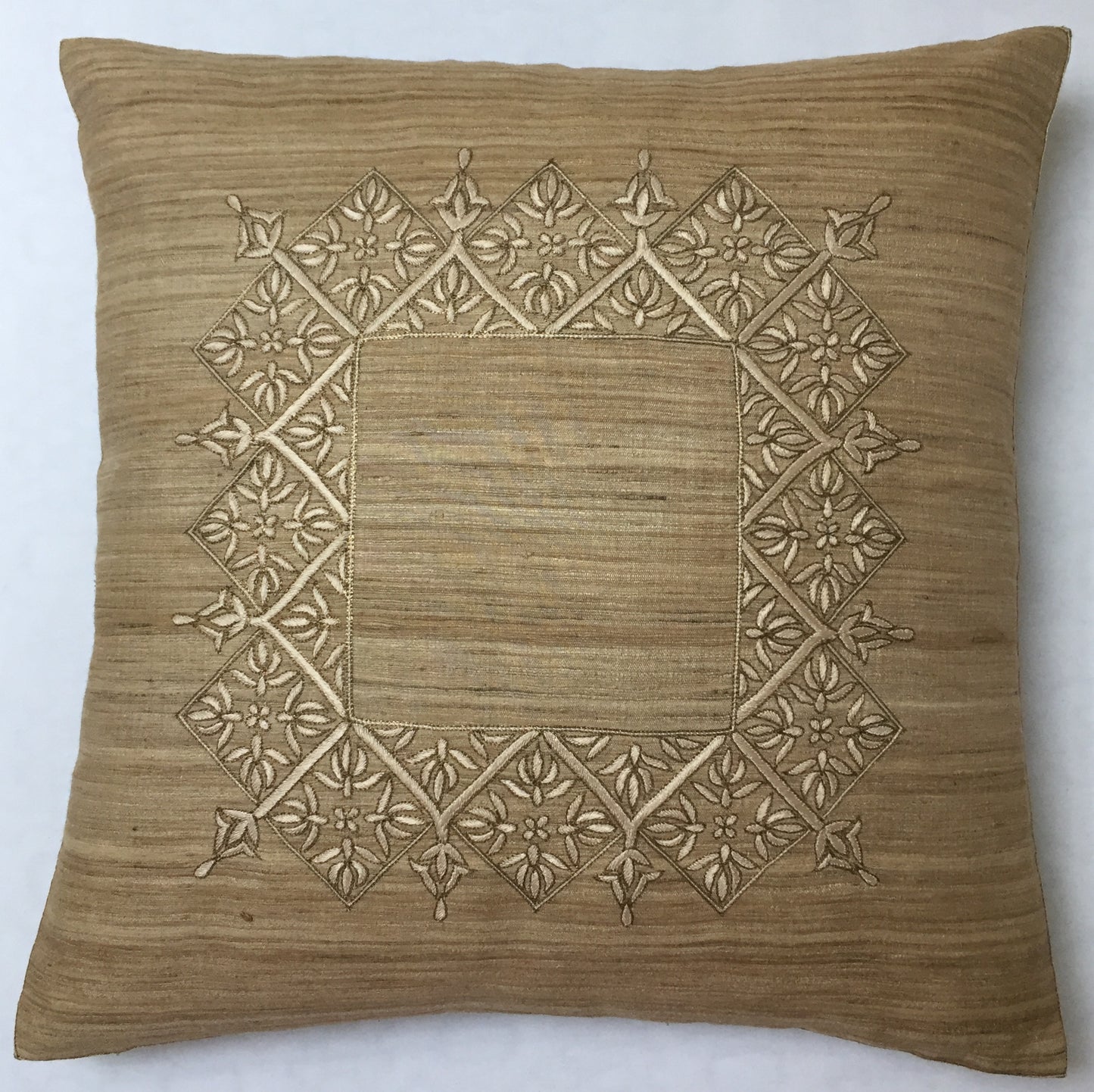 Anke Drechsel Kissen Haute Couture Natural Beige Creme Bestickt Naturseide