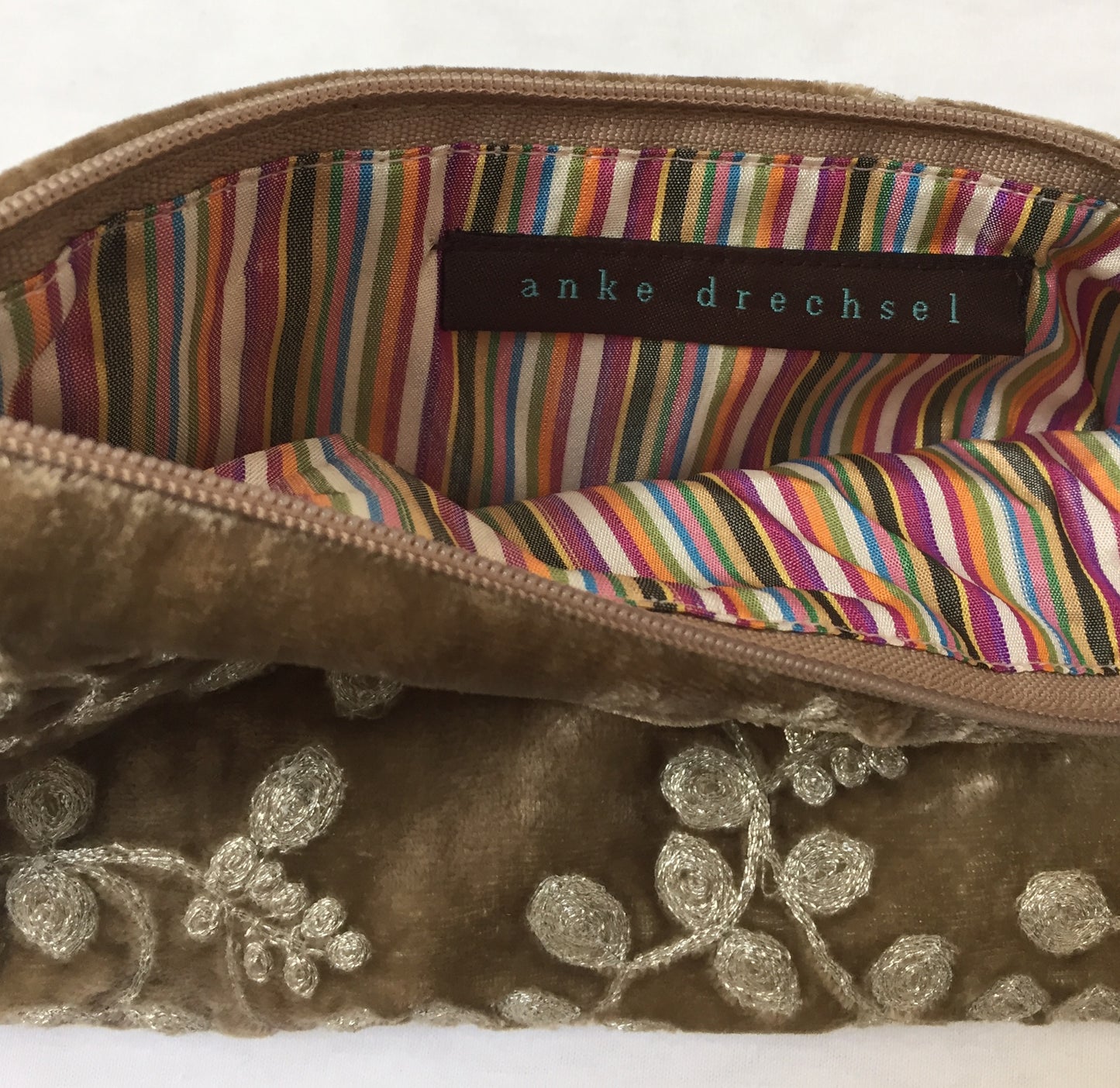 Anke Drechsel Zip Pouch Platinum Metallic Bestickt Seiden Samt Kosmetiktasche Tasche Beige Silber