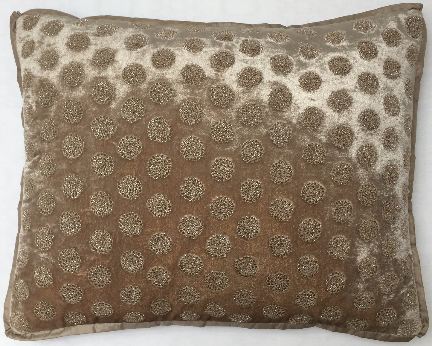 Anke Drechsel Kissen MEDAL Platinum Bestickt Seiden Samt Beige Silber