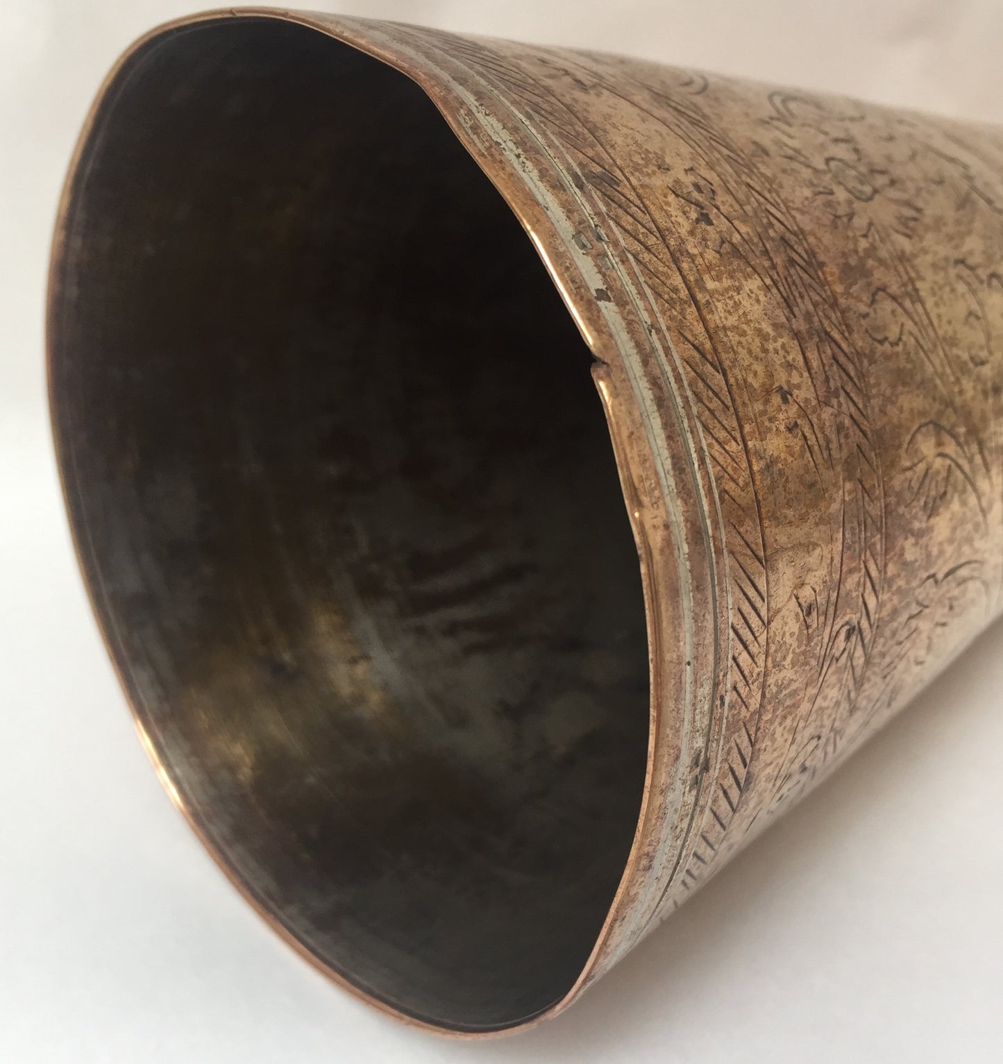 Antik Messing Becher Vase Wasserbecher Stiftbecher Gold Gravur Handarbeit