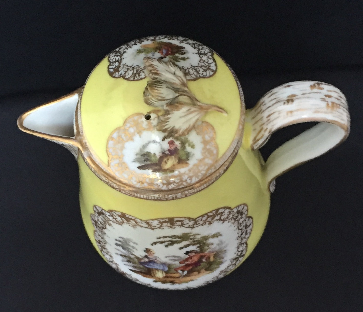 Meissen Porzellan Kaffeekanne 1800 Seltene Kanne Landschaft und Menschen 2.Wahl