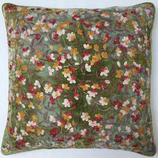 Anke Drechsel Kissen RAYMON Shaded Mint Metallic Bestickt Silk Velvet Grün