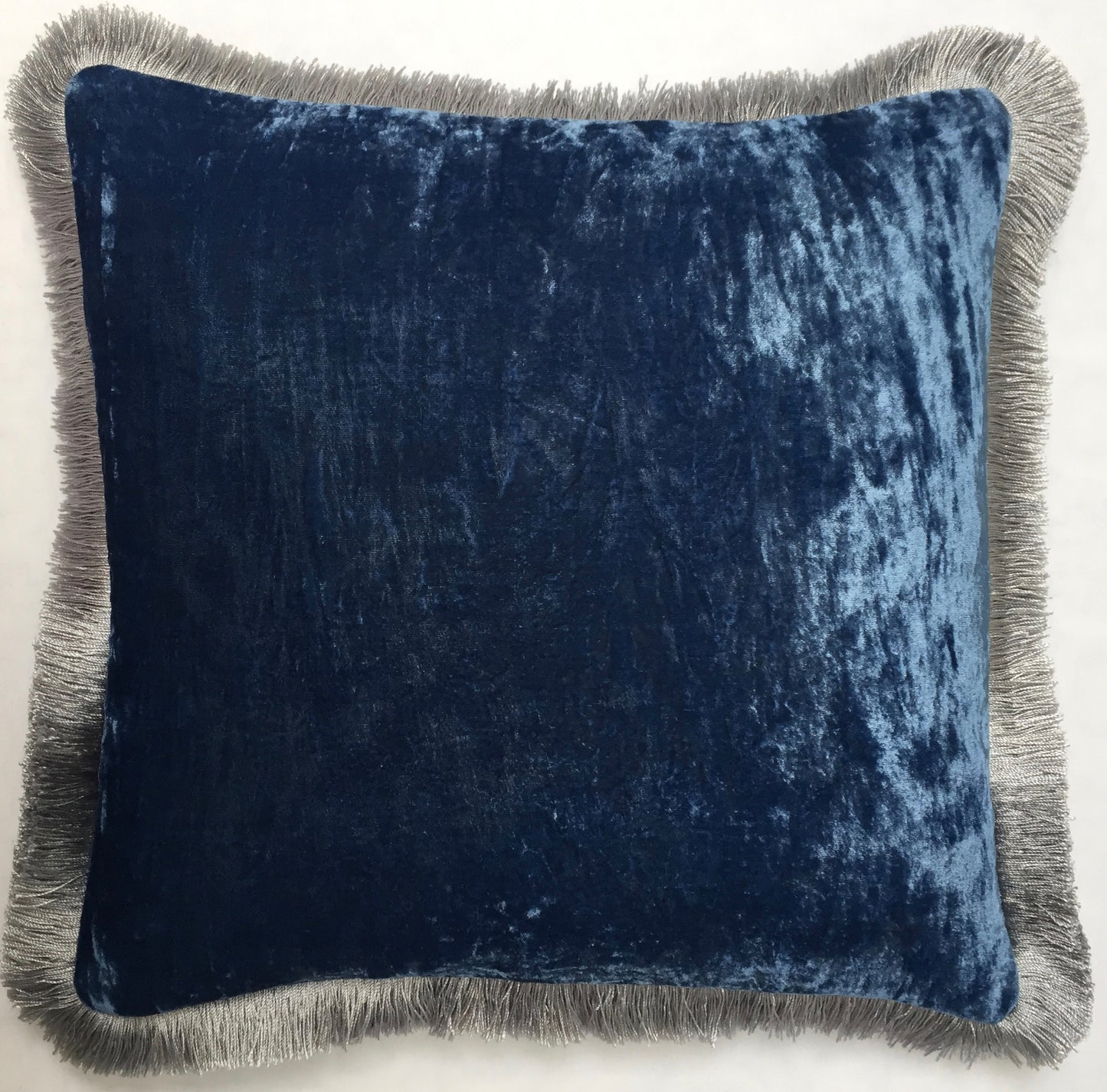 Anke Drechsel Kissen PLAIN Silber Franzen Seiden Samt Cobalt Blau