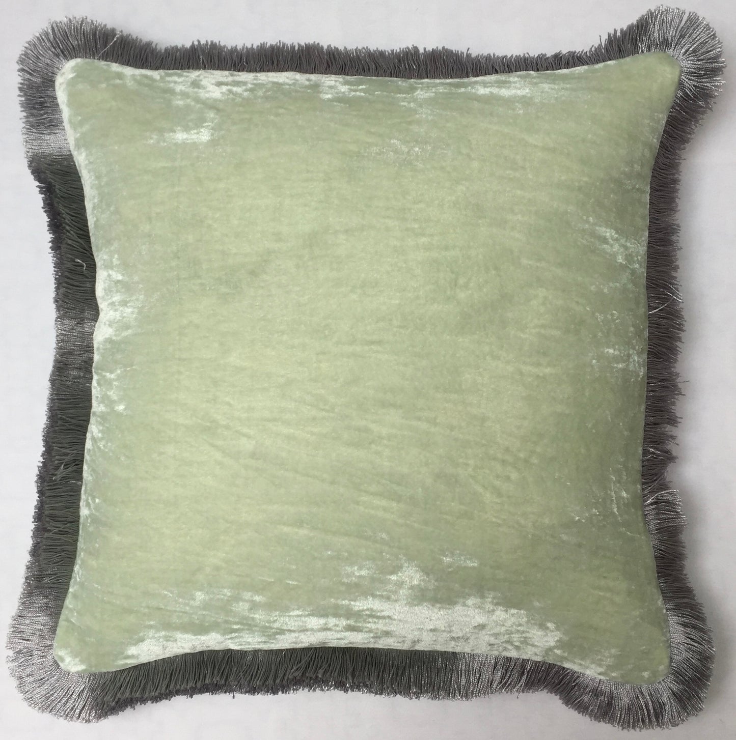 Anke Drechsel Kissen PLAIN Silber Franzen Sky Light Seiden Samt Apfel Grün Mint
