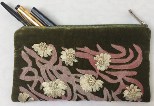 Anke Drechsel Zip Pouch Floral Light Green Bestickt Seiden Samt Grün