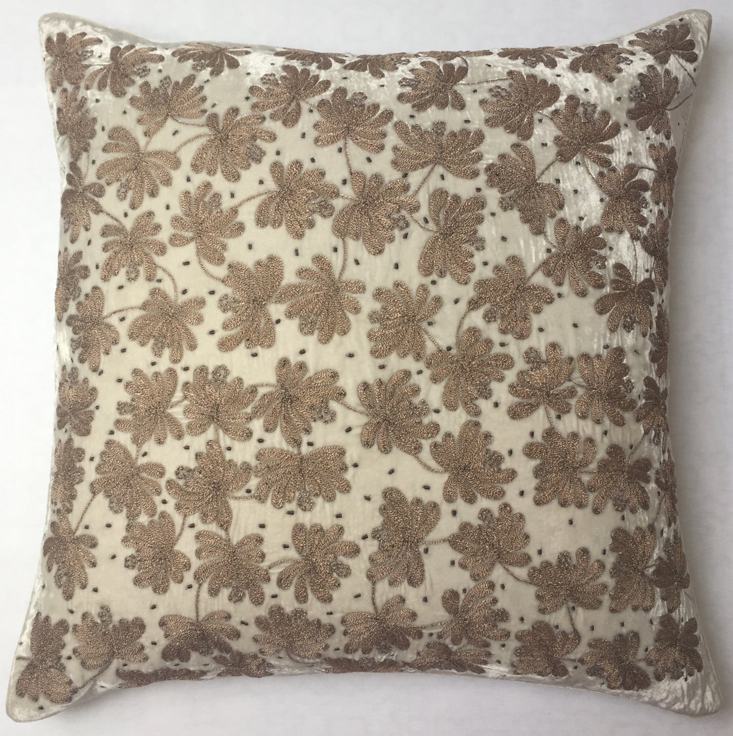 Anke Drechsel Kissen SELINA Silber Bestickt Seiden Samt Beige