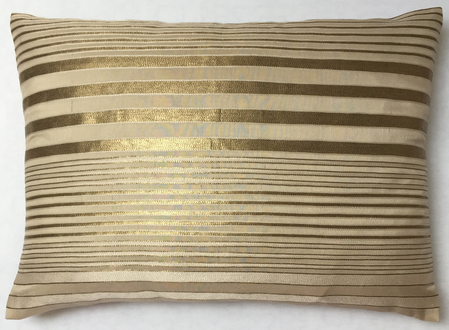 Anke Drechsel Kissen Haute Couture Crem Gold Metallic Bestickt Naturseide