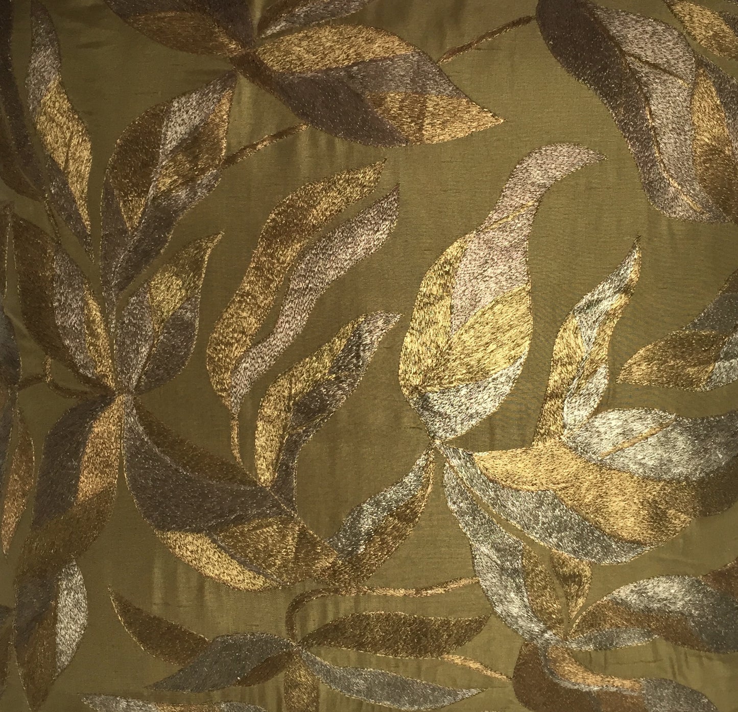 Anke Drechsel Kissen Haute Couture Olive Grün Metallic Bestickt Seide