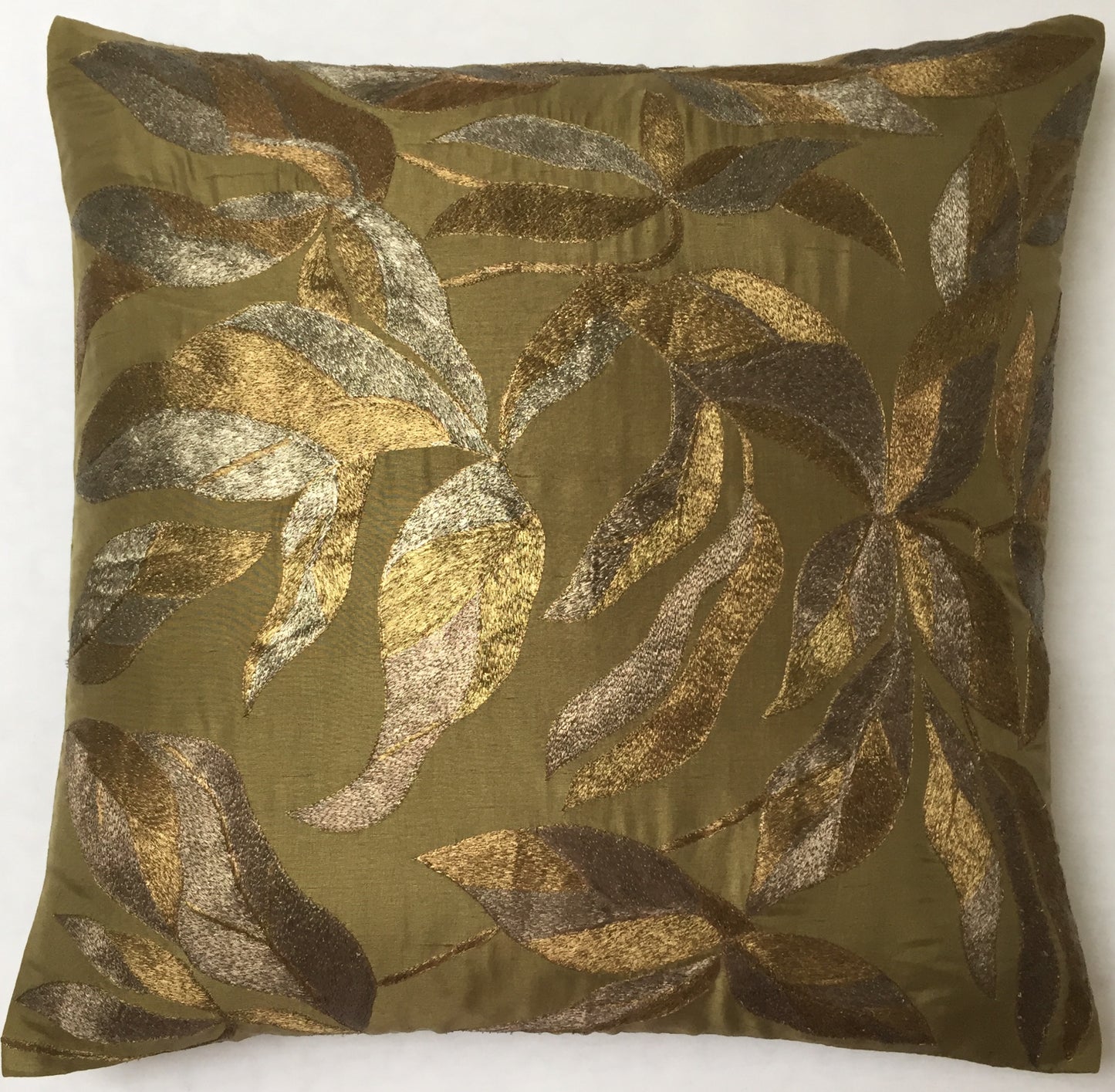 Anke Drechsel Kissen Haute Couture Olive Grün Metallic Bestickt Seide