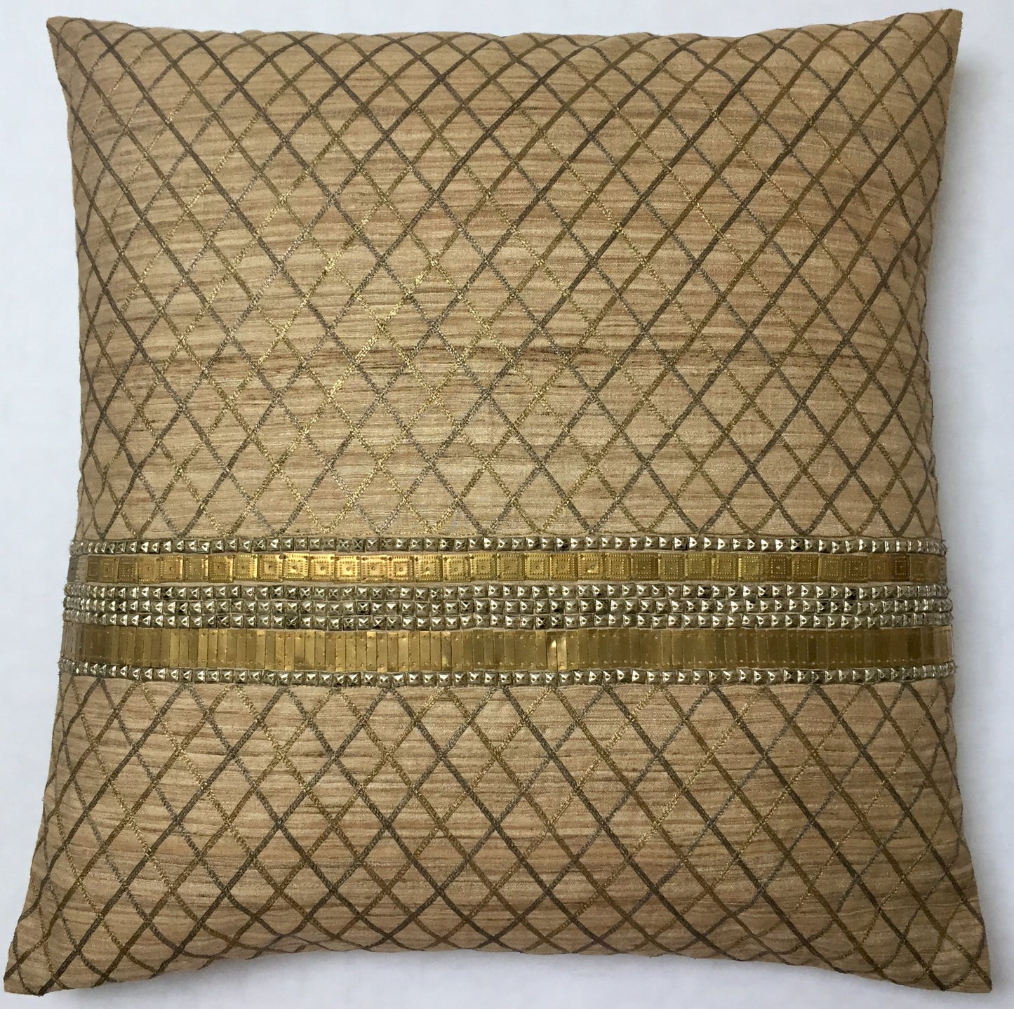 Anke Drechsel Kissen Haute Couture Metallic Gold Beige Bestickt Naturseide